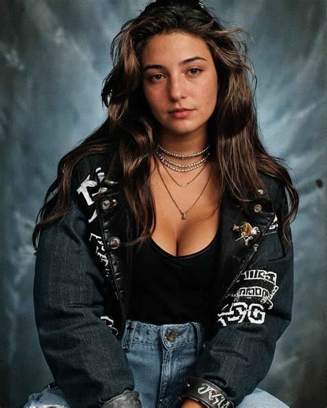 Lexi Cayla - Age, Height, Net Worth, Boyfriend, Facts, Bio, WIki