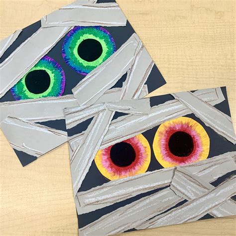 Mummy Eyes Halloween Art Project — Mme Marissa | Halloween art projects ...