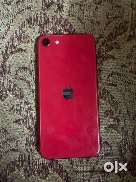 Iphone se 2020 model - Mobile Phones - 1813965894