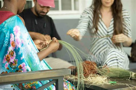 Traditional Basket Weaving in a Garden - Klook India
