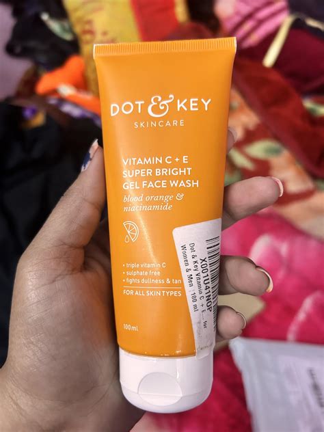 Dot & Key Vitamin C + E Super Bright Gel Face Wash Combo (Pack of 2 ...