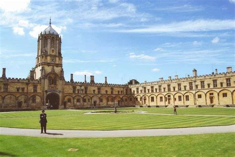 在牛津大学读书大约需要多少花费？ - 知乎