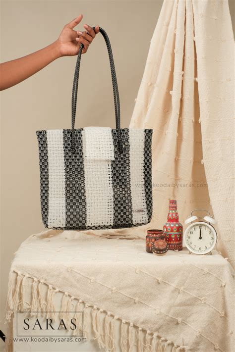 Iceberg Koodai with Flap Closure | Tote Koodai Collection | Saras – SARAS