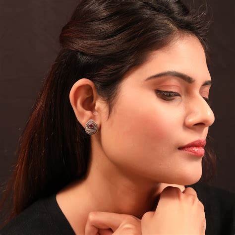 925 Sterling Silver Pear Shape Studs – Joharcart