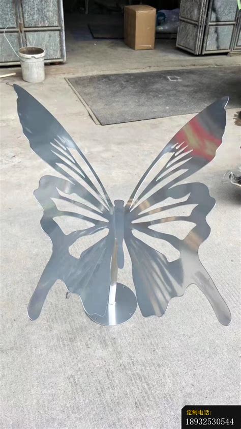 不锈钢四面蝴蝶雕塑-宏通雕塑