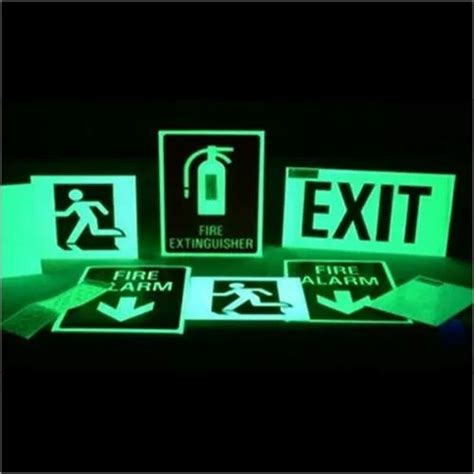 Glow Signs - Acrylic Glow Sign Board Manufacturer from Noida
