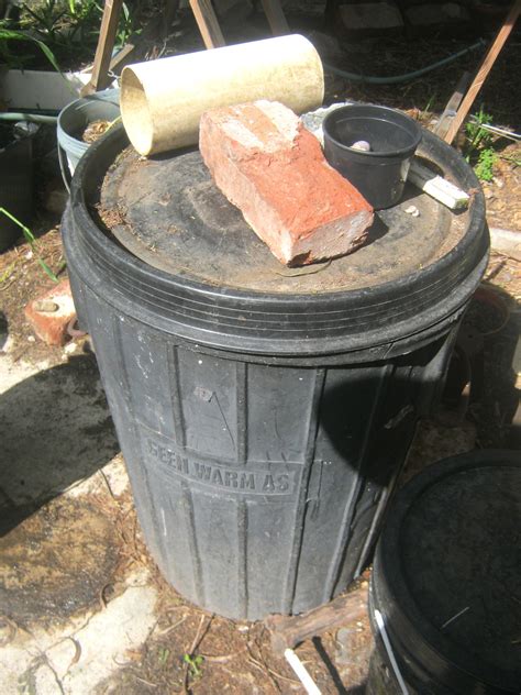 worm compost bin