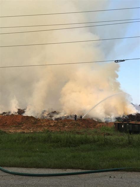 Update: Officials say fire at landfill is now under control – Your ...