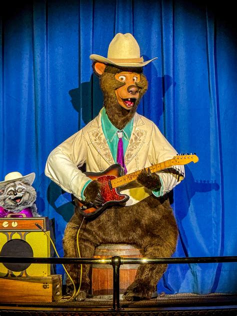 AJ Locascio and Isaac Robinson-Smith Get Their FIRST Look at Country ...