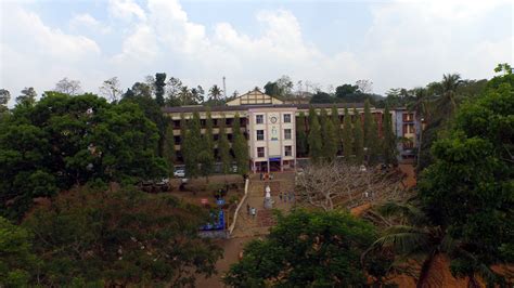 Deva Matha College Kuruvilangad