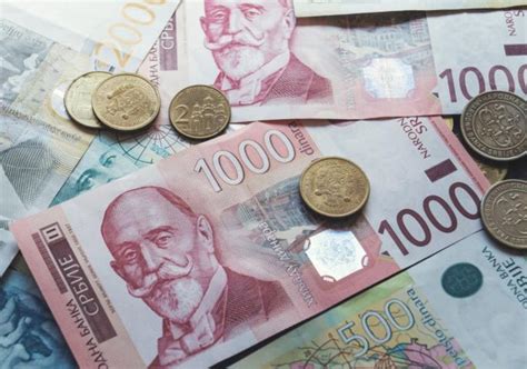 Свим средњошколцима 10.000, студентима по 1.000 динара уз студентске ...