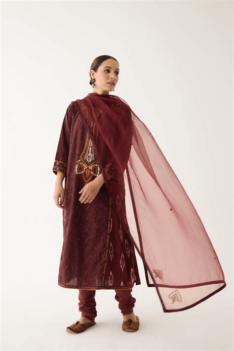 Siya Dupatta Maroon – Sampada