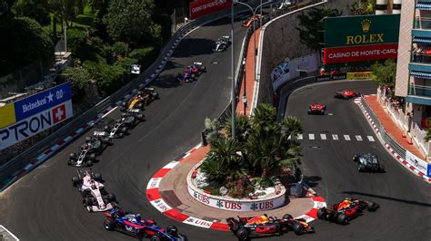 https://media.formula1.com/image/upload/f_auto%2Cc_limit%2Cw_1440%2Cq_auto/f_auto/q_auto/content/dam/fom-website/sutton/2017/Monaco/Sunday/dcd1728my301