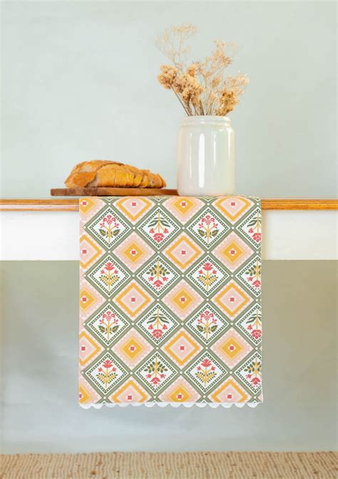 Minakari 100% Cotton Table Runner with scaloop lace for 4 seater and 6