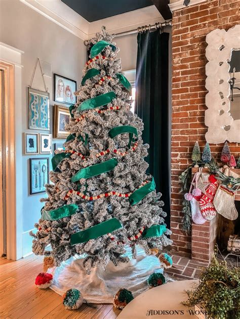 Christmas Tree Ribbon Tutorial 的图像结果