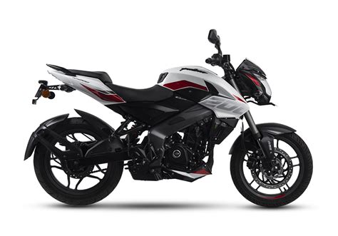 Bajaj Pulsar NS200: Power-packed Street Fighter – The Wheel Machine