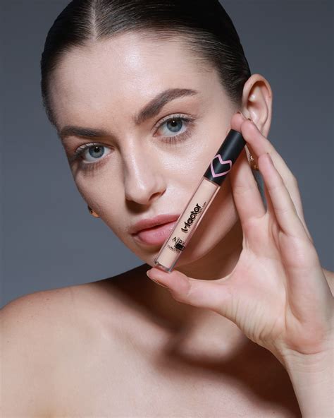 Buy Liquid Concealer Online in 6 Different Shades - L Factor New York