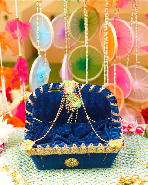 Buy Navy Blue Velvet Laddu Gopal Regal Tokri Bed in India at Best Price ...