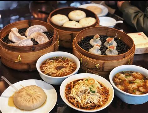 “汪曾祺乡味”扬州宴，最能代表让扬州味道的地方，看看有什么菜_美食