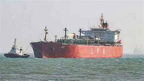 Two Indian LPG Tankers Cross Hormuz, 16 Vessels Still Stuck in Gulf
