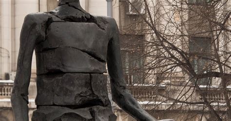 Statuia lui Iuliu Maniu