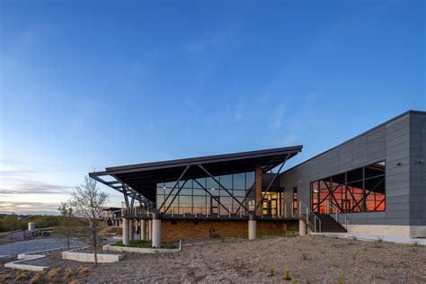 Eagle Mountain Saginaw ISD Central Administration Building Exterior - L.A. Fuess Partners : L.A ...