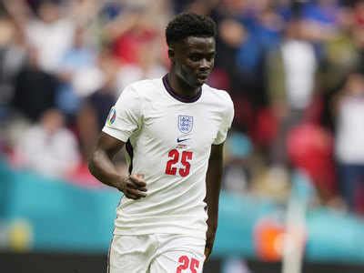 Euro 2021: Bukayo Saka fit for semi-final against Denmark, says Gareth ...