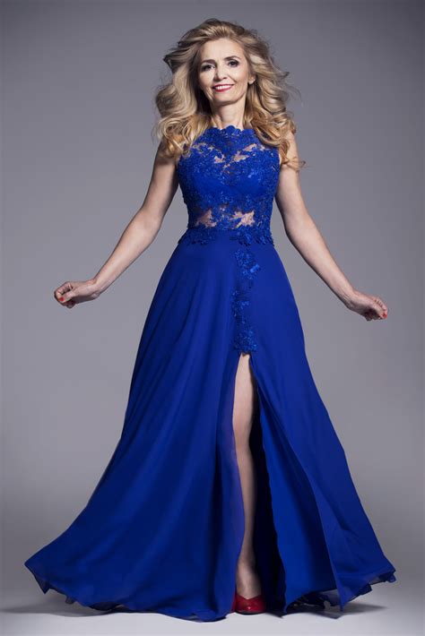 What Are Dungarees Called in the Us? - Belt Hatch