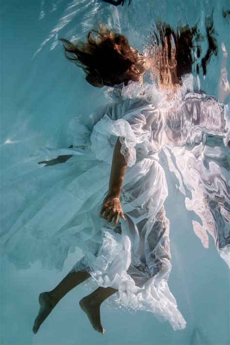 Elena Kalis Underwater Photography - A Dream Not Imagined