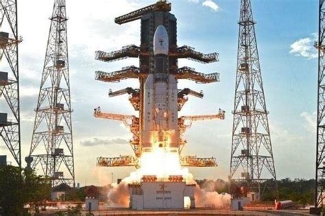 ISRO Chief Shows Vyomitra Humanoid Robot, Gives Gaganyaan And ...