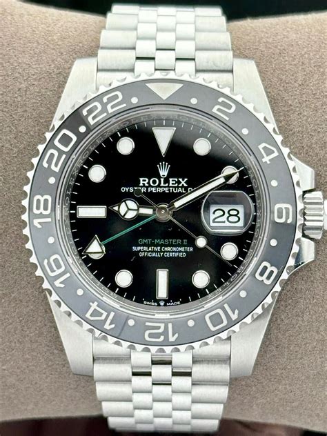 Rolex GMT-Master II Bruce Wayne Jubilee Ceramic 126710GRNR | 2024 ...