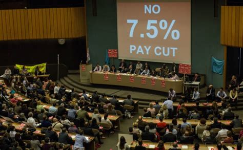 Proposed UN Pay Cuts Threaten Work Stoppage in Geneva - The Wire