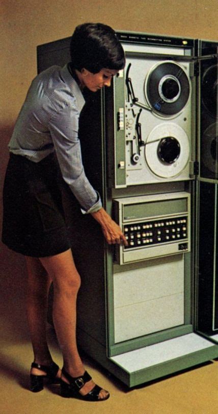 First Transistor Computer 的图像结果