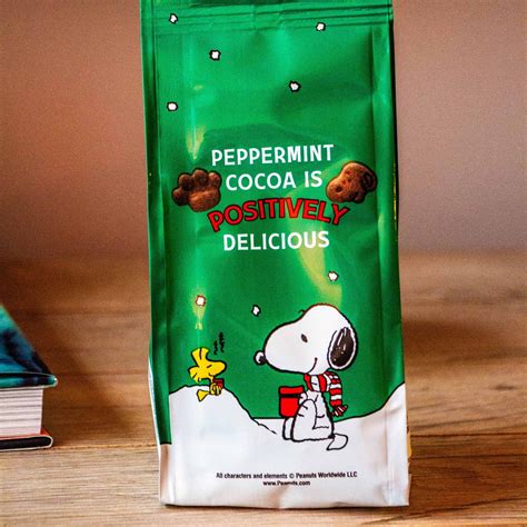 Goldfish Snoopy Peppermint Cocoa Graham Snacks 6.1oz – Noble Crunch