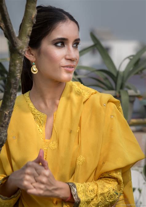 Former Lawyer Pays Ode to Mahatma Gandhi Through Exquisite Kathak – eShe