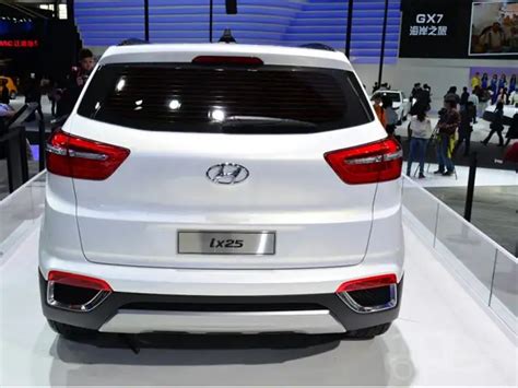 2-litre petrol engine - Hyundai ix25 compact SUV unveiled! | The ...