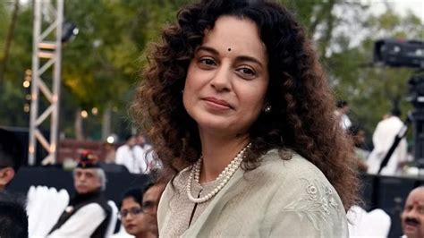 The father nation not red but red Kangana Ranaut posted Gandhi Jayanti ...