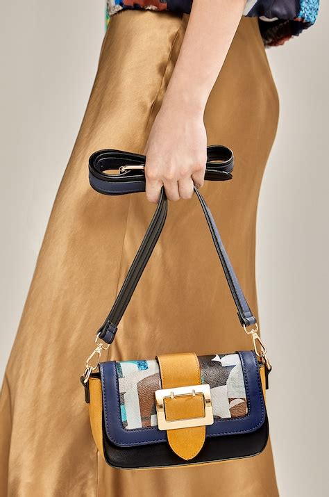 Wyprzedaż Torebki damskie - MEDICINE