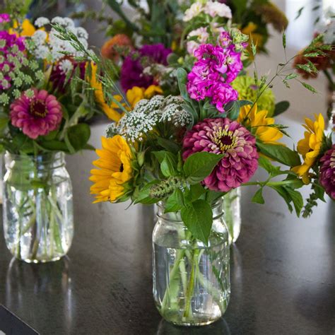Mason Jar Arrangements How To Create Beautiful Mason Jar Floral