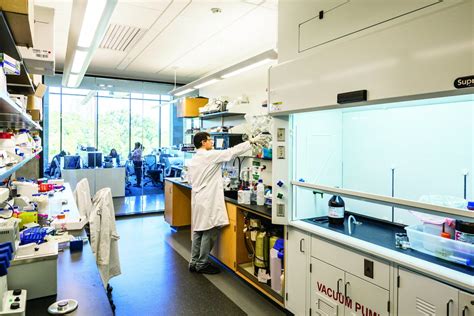 Georgia Tech Main Building 的图像结果