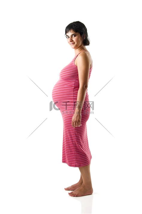 怀孕的女人高清摄影大图-千库网