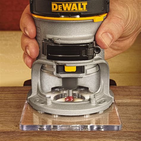Dewalt 900W 8mm D26200 Compact Router | Zakamlova Hardware Store