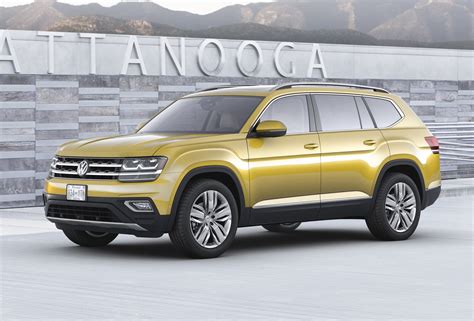 2018 Volkswagen Atlas 7-seat SUV unveiled; plug-in hybrid coming, but when?