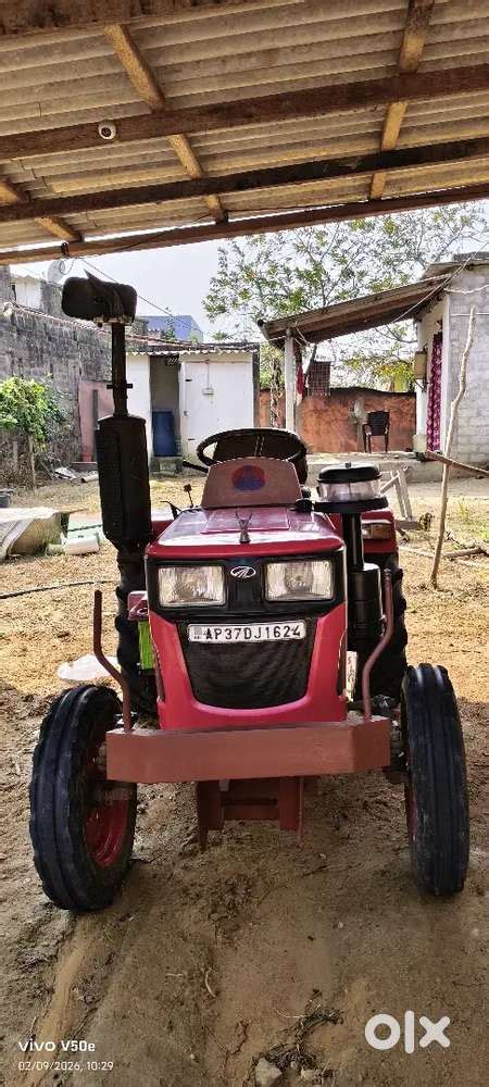 Mahendra yuvraj 215 mini tractor - Commercial & Other Vehicles in Fire ...