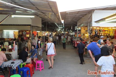 Пхукет, ночной рынок Naka market. Самый большой рынок в Пхукет-тауне