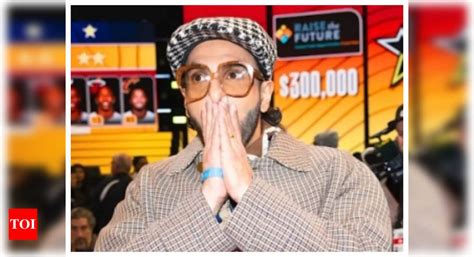 Ranveer Singh raps in front of Simu Liu, Hasan Minhaj, Nicky Jam ...