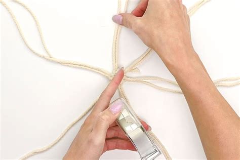 Making Macrame Coasters 的图像结果