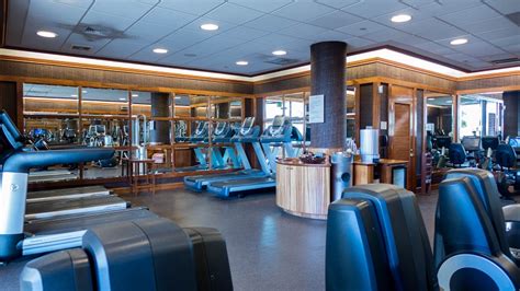 Regency Club Lounge,Pool,Gym 2015-01（ハイアット リージェンシー ワイキキ） - 機上の空論
