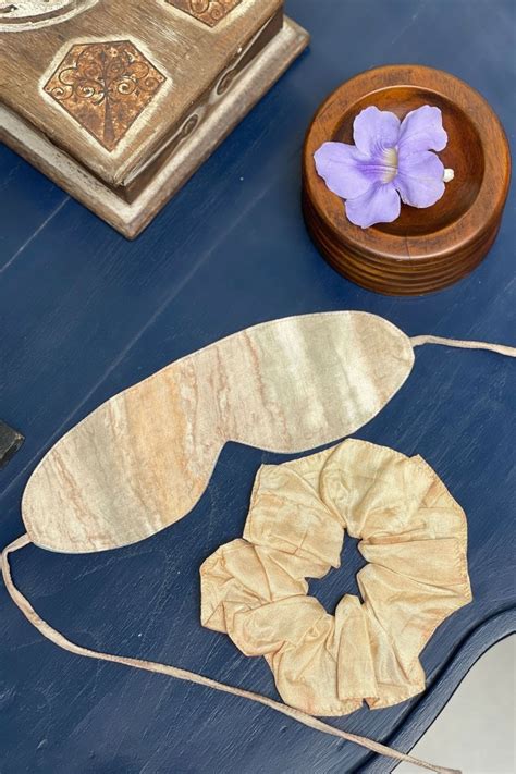 Buy SOS Sleep Set - Eye mask and Scrunchie Online on Brown Living ...