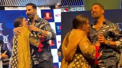 Emotional fan cries on meeting Akshay Kumar, actor wins hearts as he ...